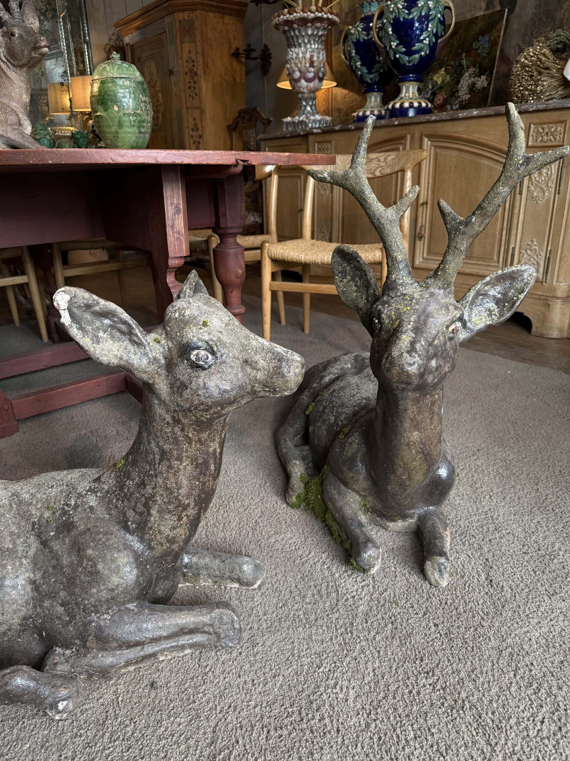 Couple de grands cerfs en ciment peint - ca.1890 – Image 3