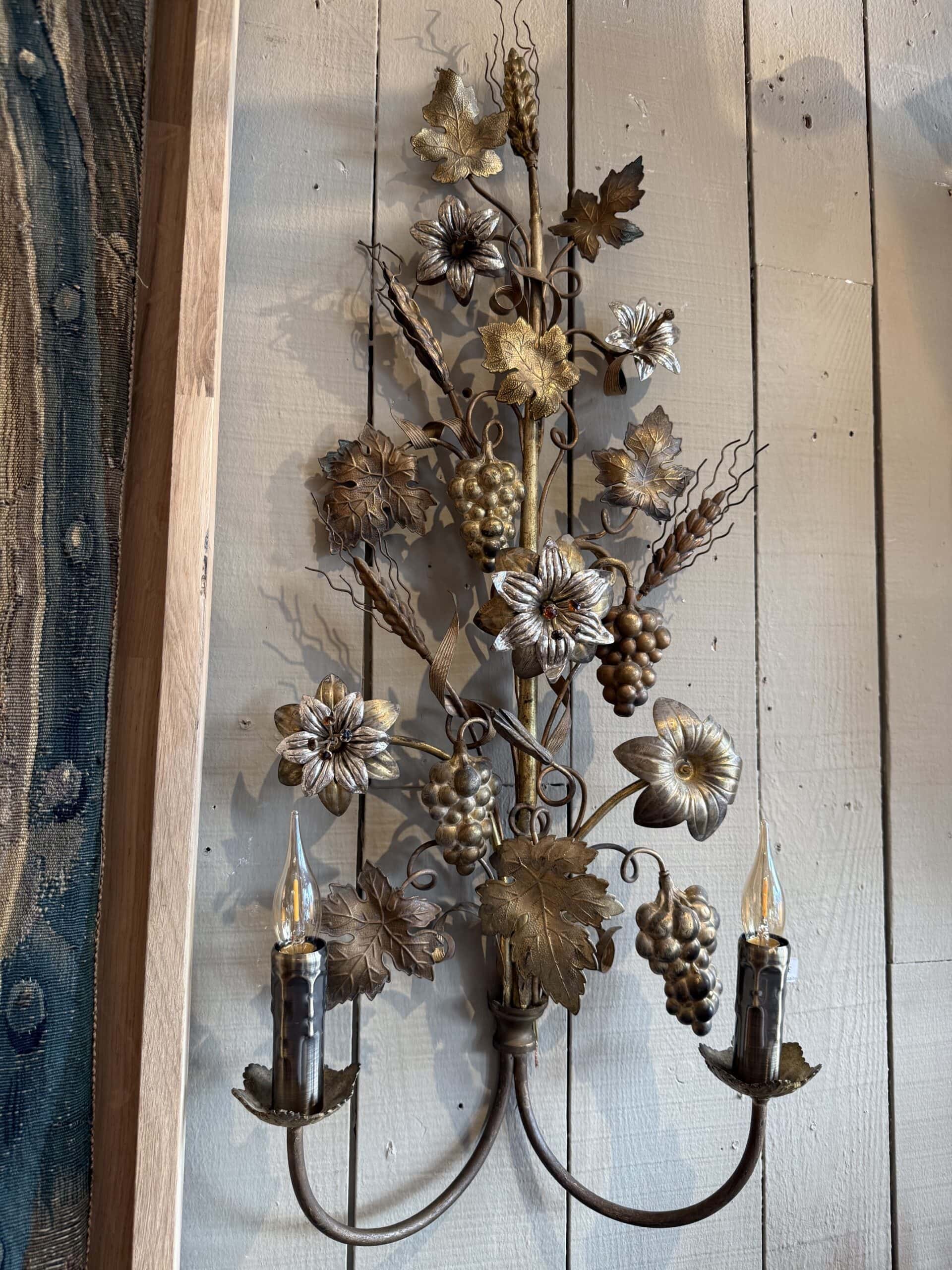 Paire de grandes appliques en laiton "fleurs de lys & blé" - France XIXe – Image 5