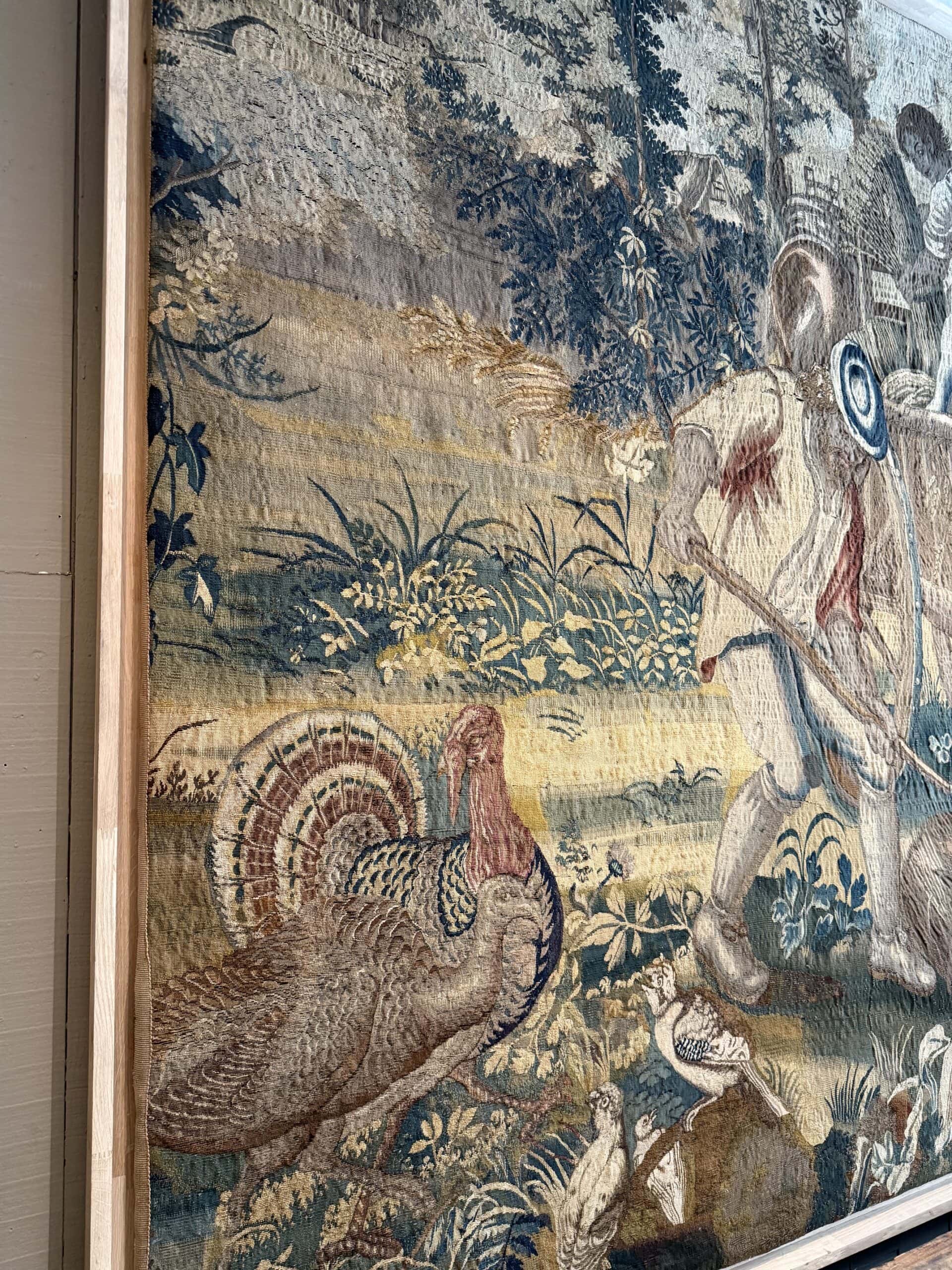 Grande tapisserie flamande "La moisson" tendue sur châssis et cadre caisse américaine - d'époque XVIIIe – Image 4