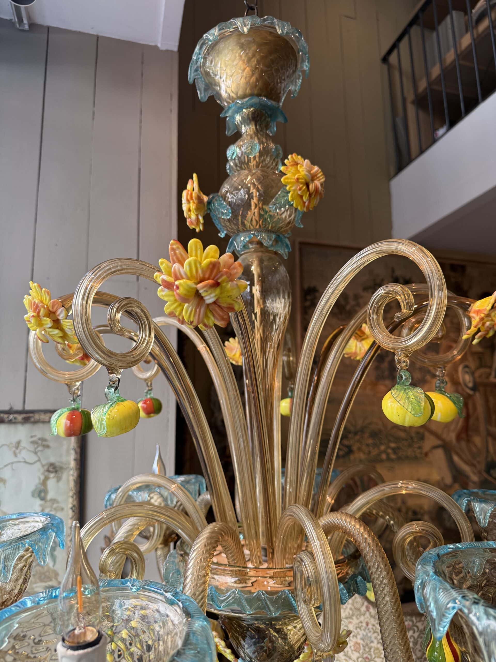 Lustre baroque en verre de Murano multicolore fleurs & fruits ca.1950 – Image 3