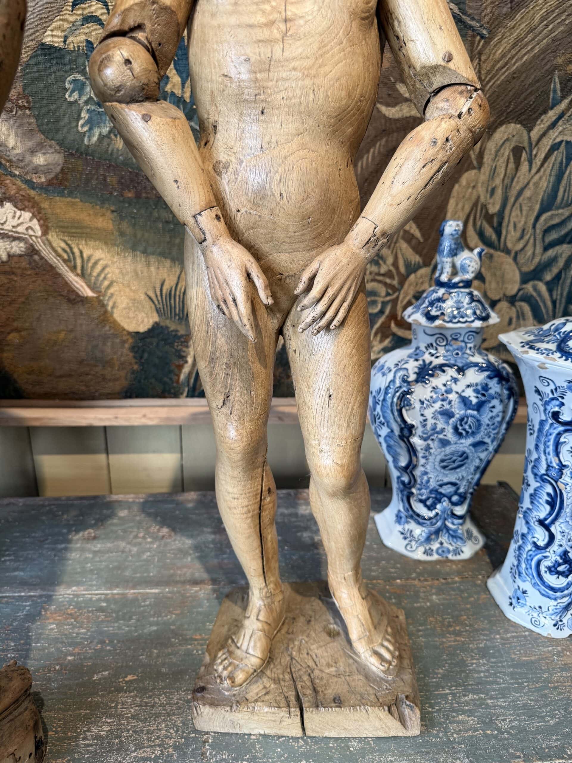 Paire de mannequins de procession dit "capipotes" en bois blond sculpté Italie XVIIIe – Image 5