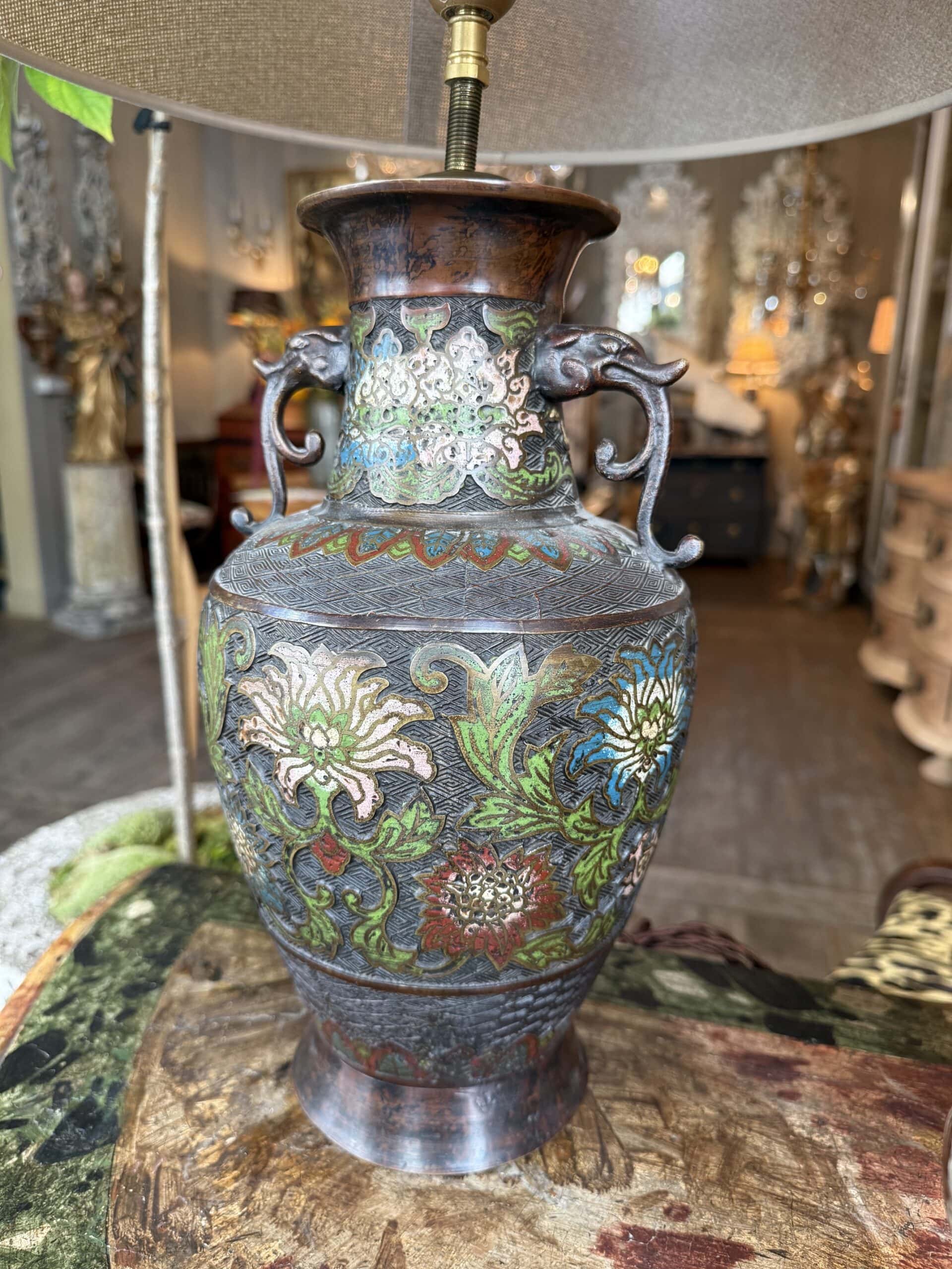 Paire de lampes vases cloisonnés en bronze "chrysanthèmes" - Japon ca.1900 + AJ – Image 4