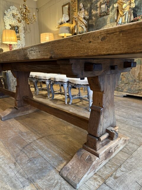 Grande table de réfectoire en chêne France XIXe – Image 4