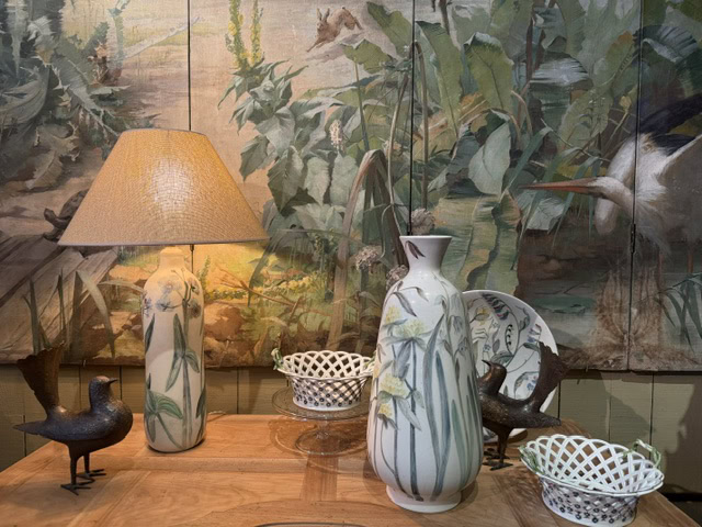 Grande lampe en porcelaine peinte "Primavera" par Carl Harry Stalhane pour Rorstrand ca.1960 – Image 3