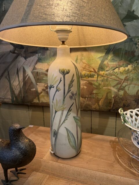 Grande lampe en porcelaine peinte "Primavera" par Carl Harry Stalhane pour Rorstrand ca.1960 – Image 2