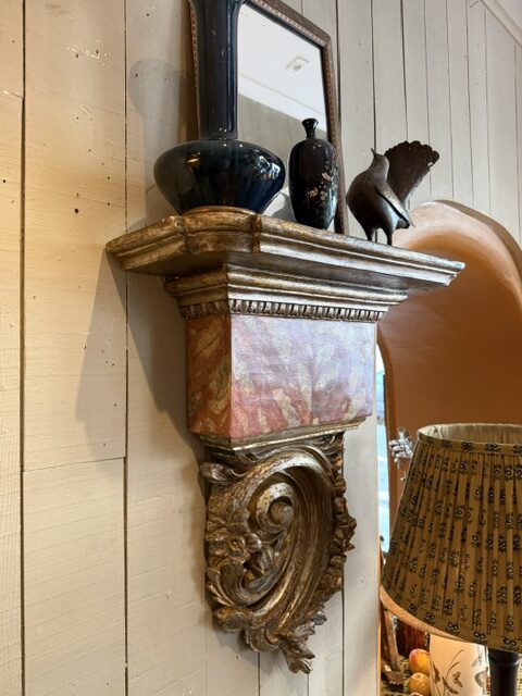 Paire de consoles murales baroques en bois sculpté et peint - Italie XVIIIe – Image 7